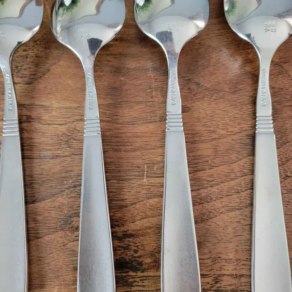 Lot of 8 Oneida 18/8 OHS345 Pattern Tablespoons Frosted Handle